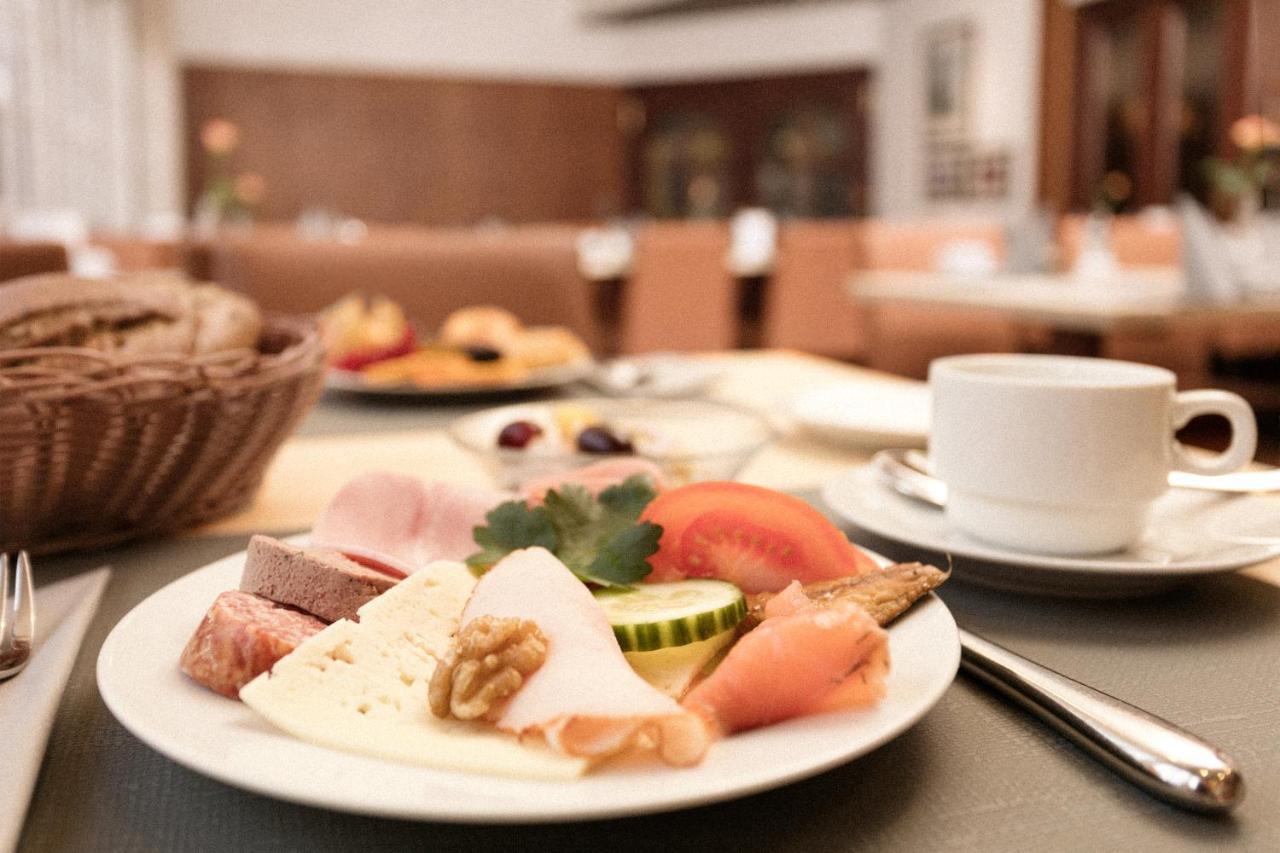 Hotel Deutsches Haus Gifhorn Eksteriør bilde